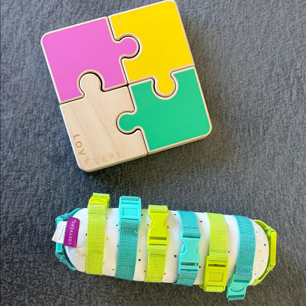 Lovevery Puzzle and Buckle Toy Set